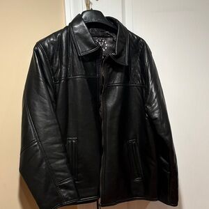 Men's Classic Black Leather Jacket